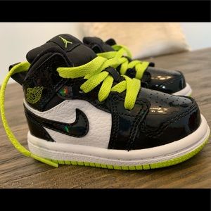 Baby size 4 Jordan 1 Mid